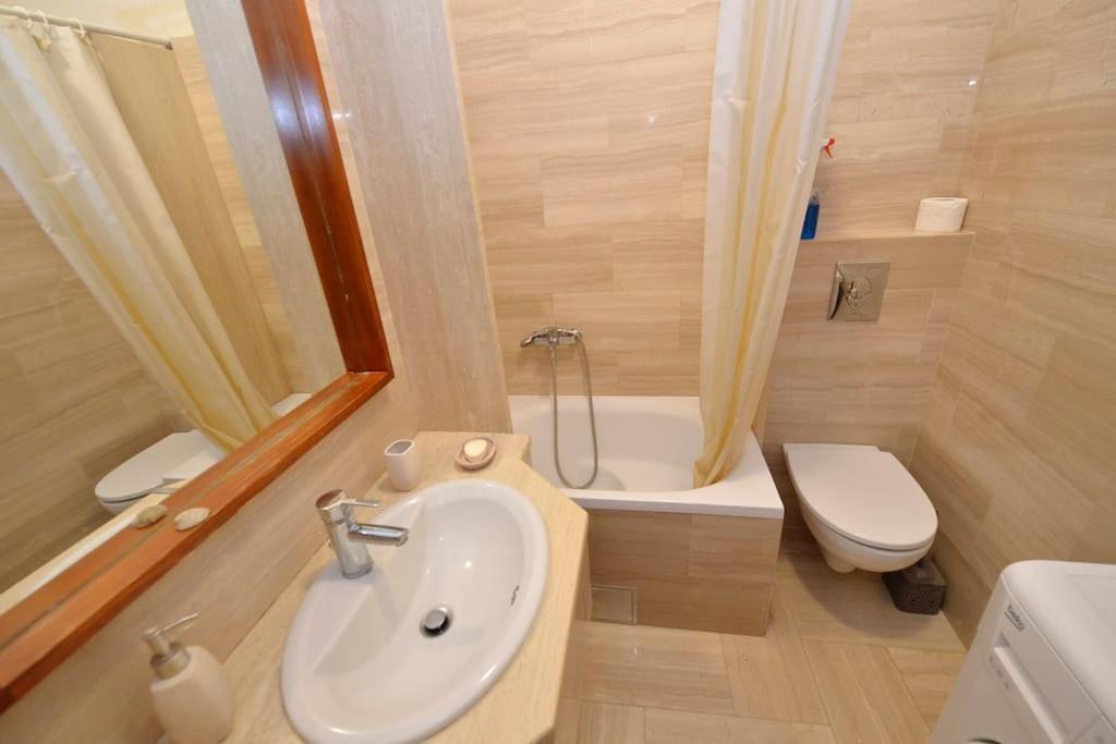 Apartment Cathedral كوتور المظهر الخارجي الصورة