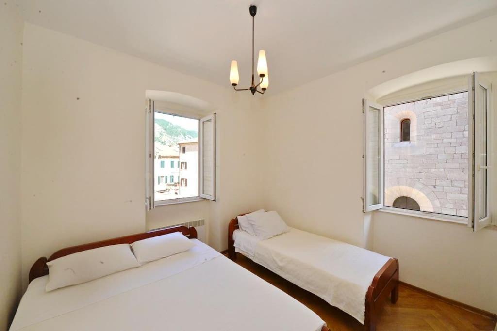 Apartment Cathedral كوتور المظهر الخارجي الصورة